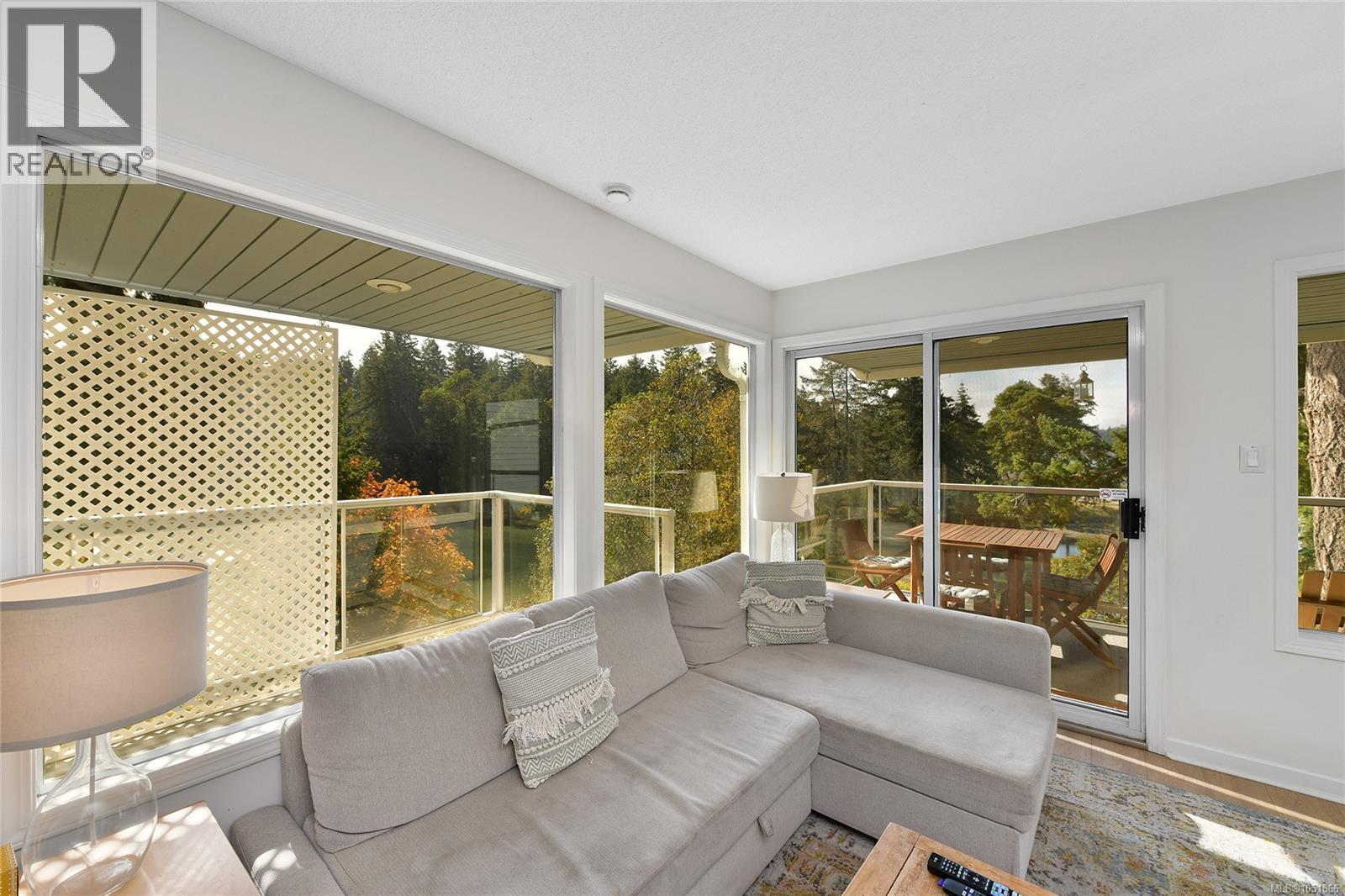 #321 1600 STROULGER Rd - 7