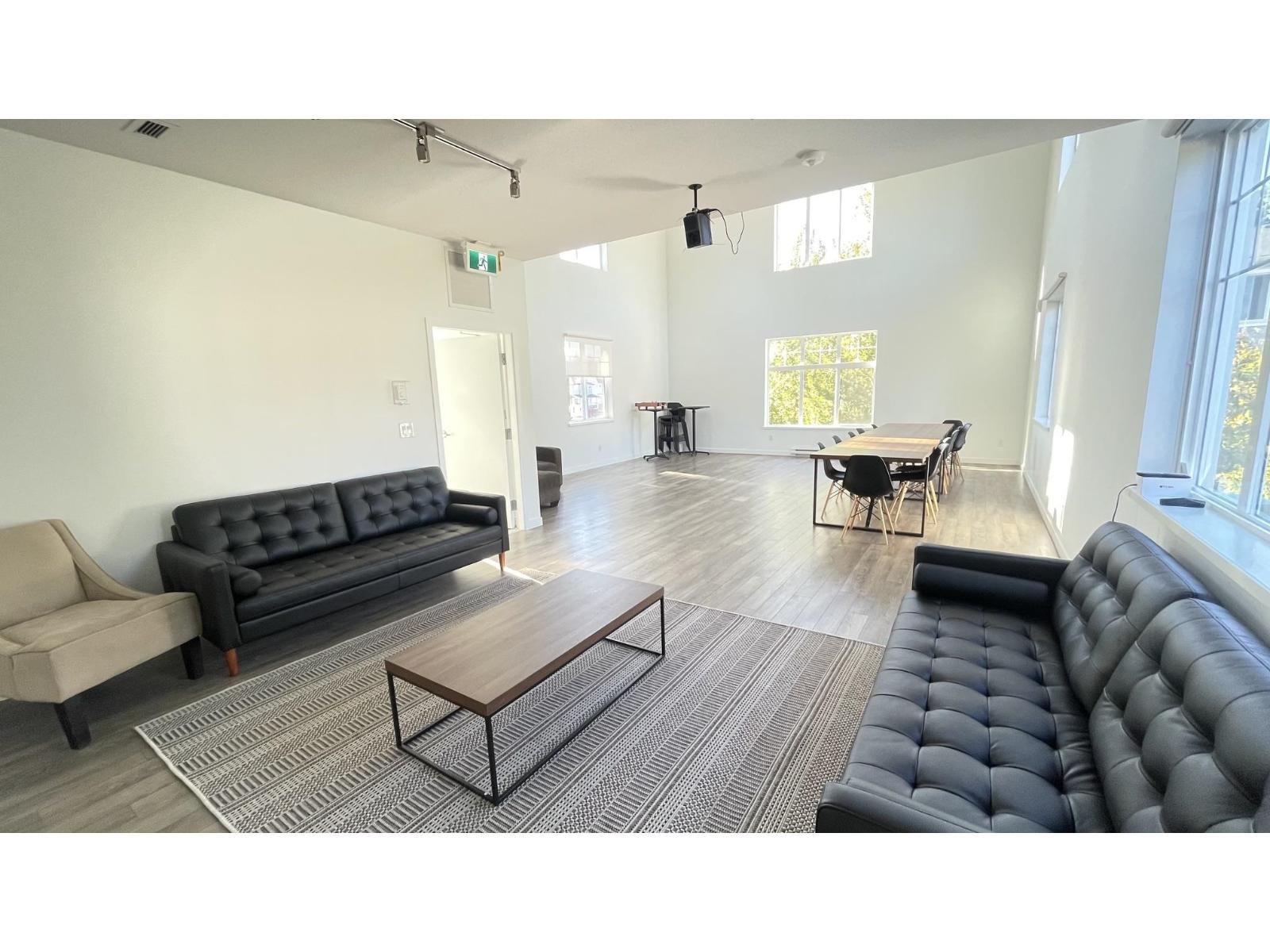 Photo of 9 127 172 STREET 26