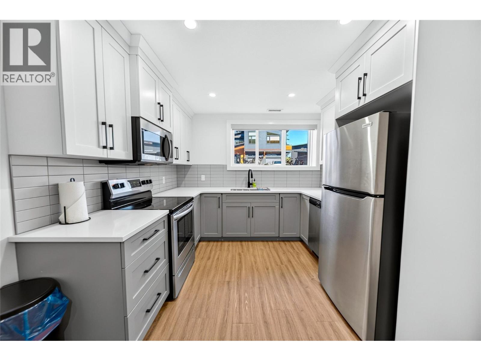 5 MORRISSEY Court - 44