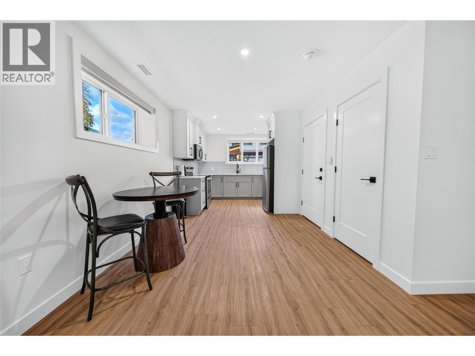 5 MORRISSEY Court - 43