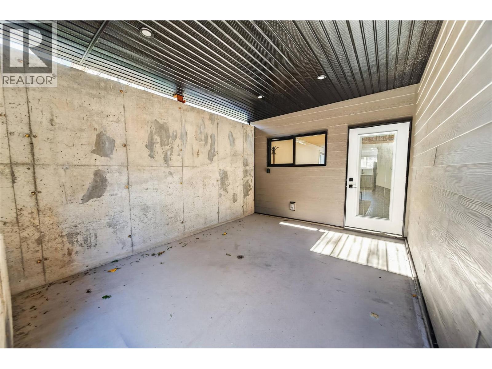 5 MORRISSEY Court - 53