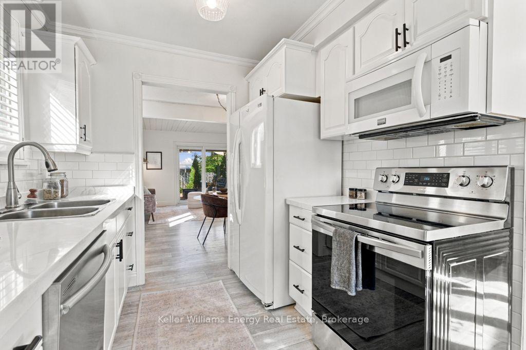 26 Carruthers Drive, Clarington, ON photo 10