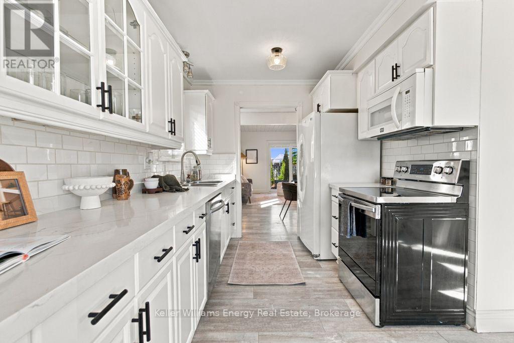 26 Carruthers Drive, Clarington, ON photo 9