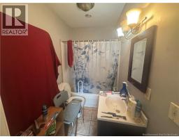 234 Guilford Street, photo 17