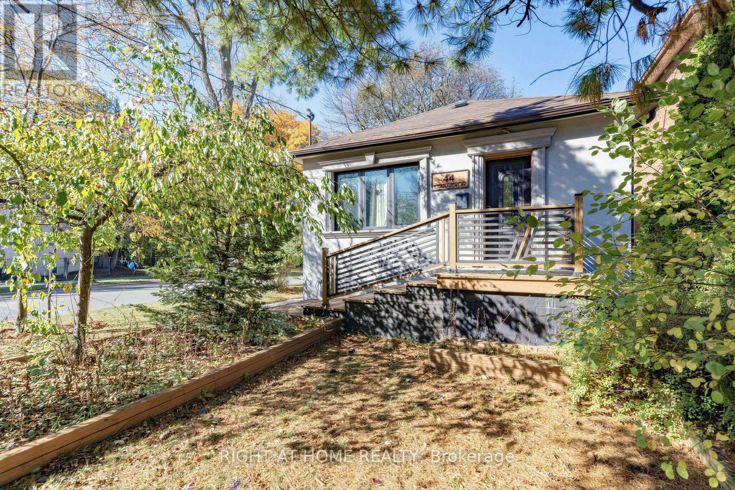 Photo of 44 CONNAUGHT AVENUE