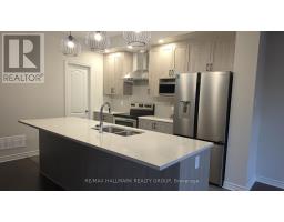 Kitchen - 62 Mandevilla Crescent, Ottawa, ON K1T3V9 Photo 12