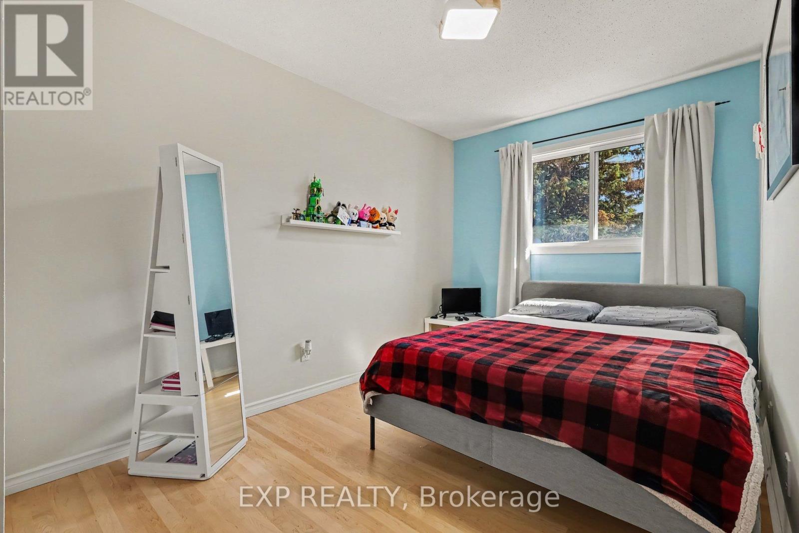 1290 CAHILL DRIVE - 14