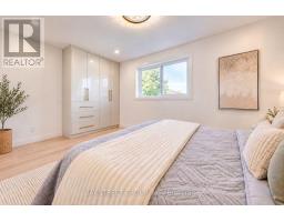 60 Warner Avenue, Toronto, ON M4A1Z4 Photo 15