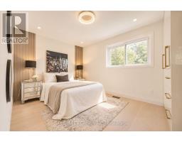 60 Warner Avenue, Toronto, ON M4A1Z4 Photo 17
