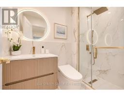 60 Warner Avenue, Toronto, ON M4A1Z4 Photo 21