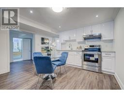 60 Warner Avenue, Toronto, ON M4A1Z4 Photo 23
