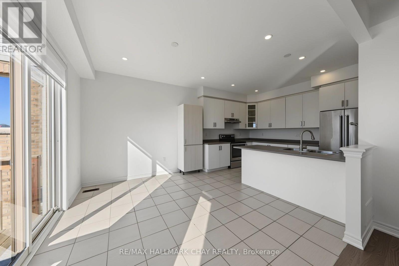20 Atkinson Crescent, New Tecumseth, ON photo 14