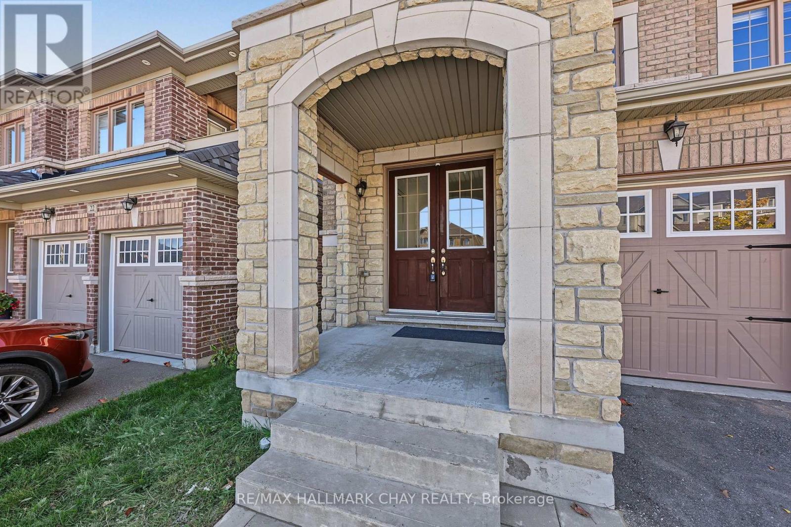 20 Atkinson Crescent, New Tecumseth, ON photo 3