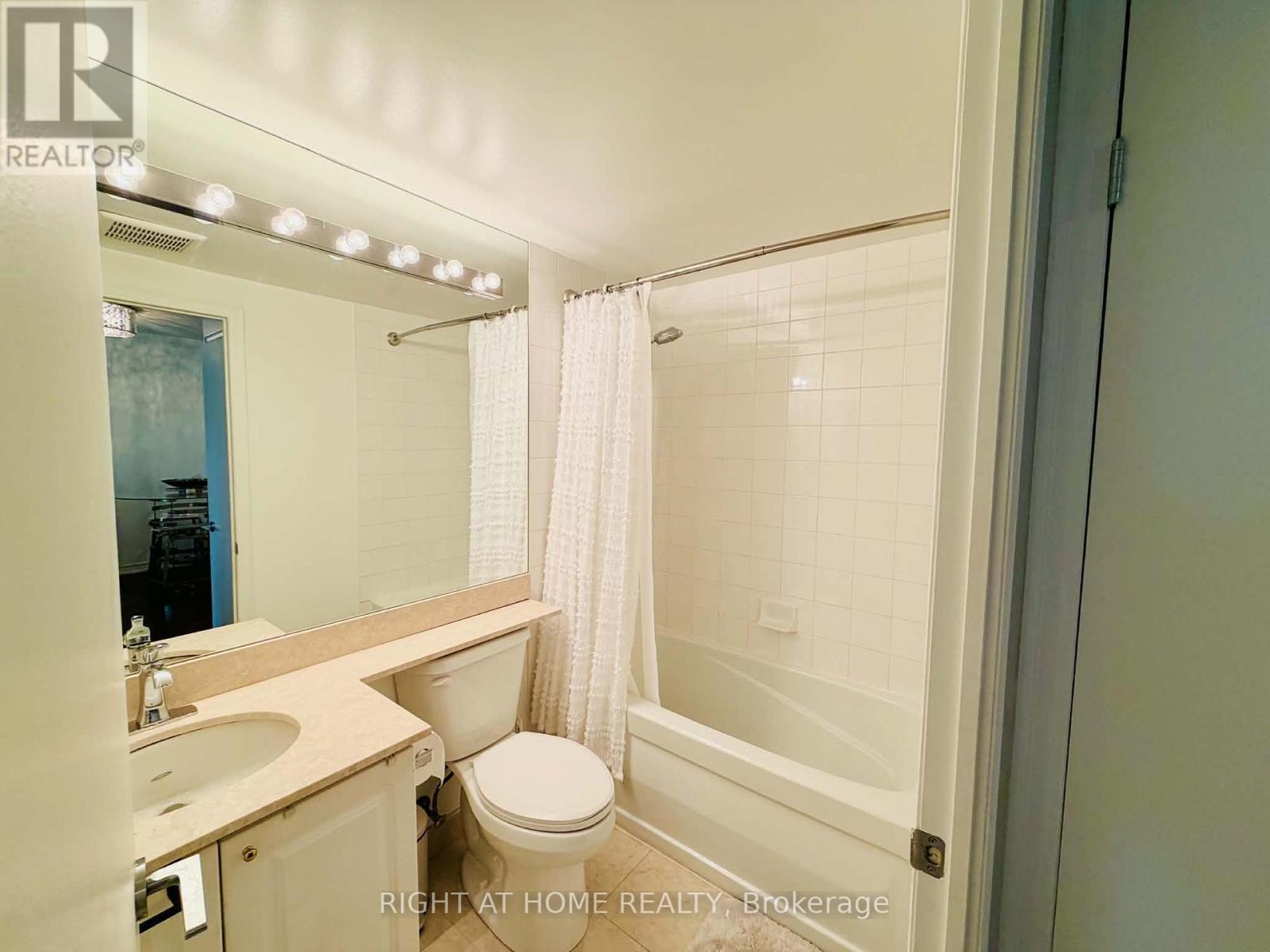 38 FONTENAY COURT, Toronto (Edenbridge-Humber Valley) — photo 12