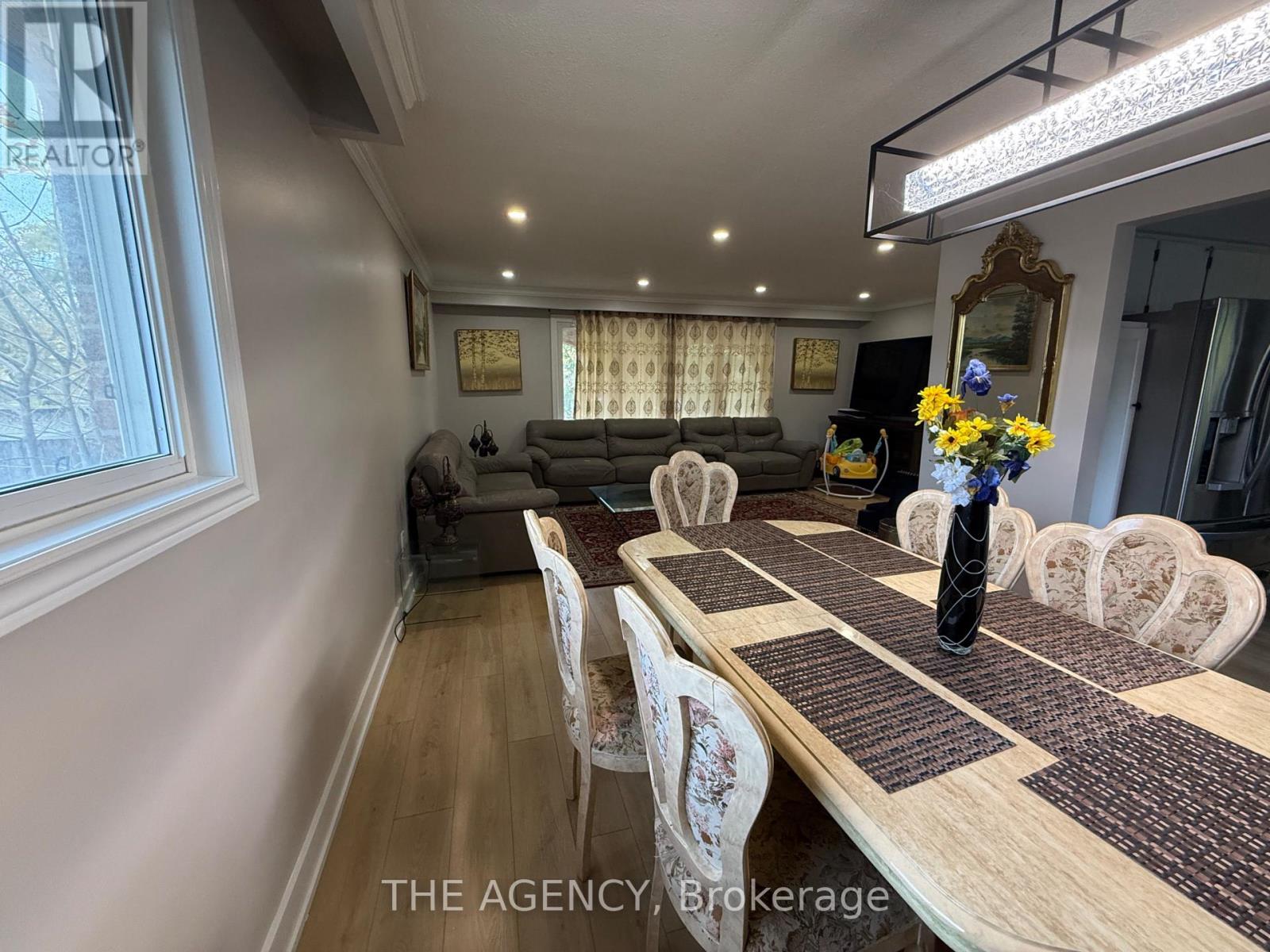 411 Laurier Avenue, Milton, ON photo 17