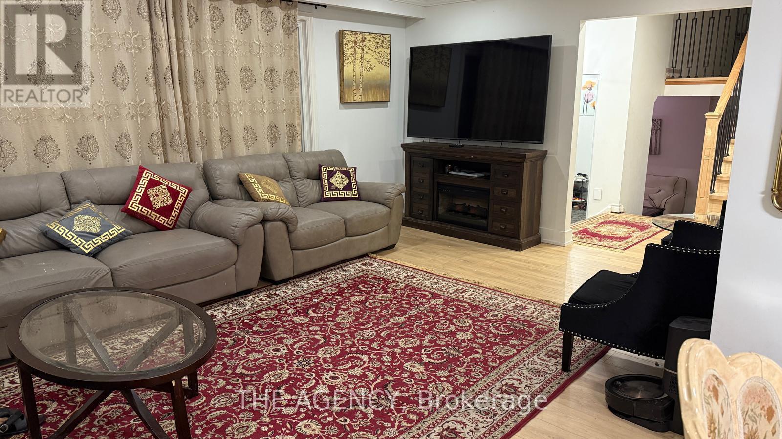 411 Laurier Avenue, Milton, ON photo 23