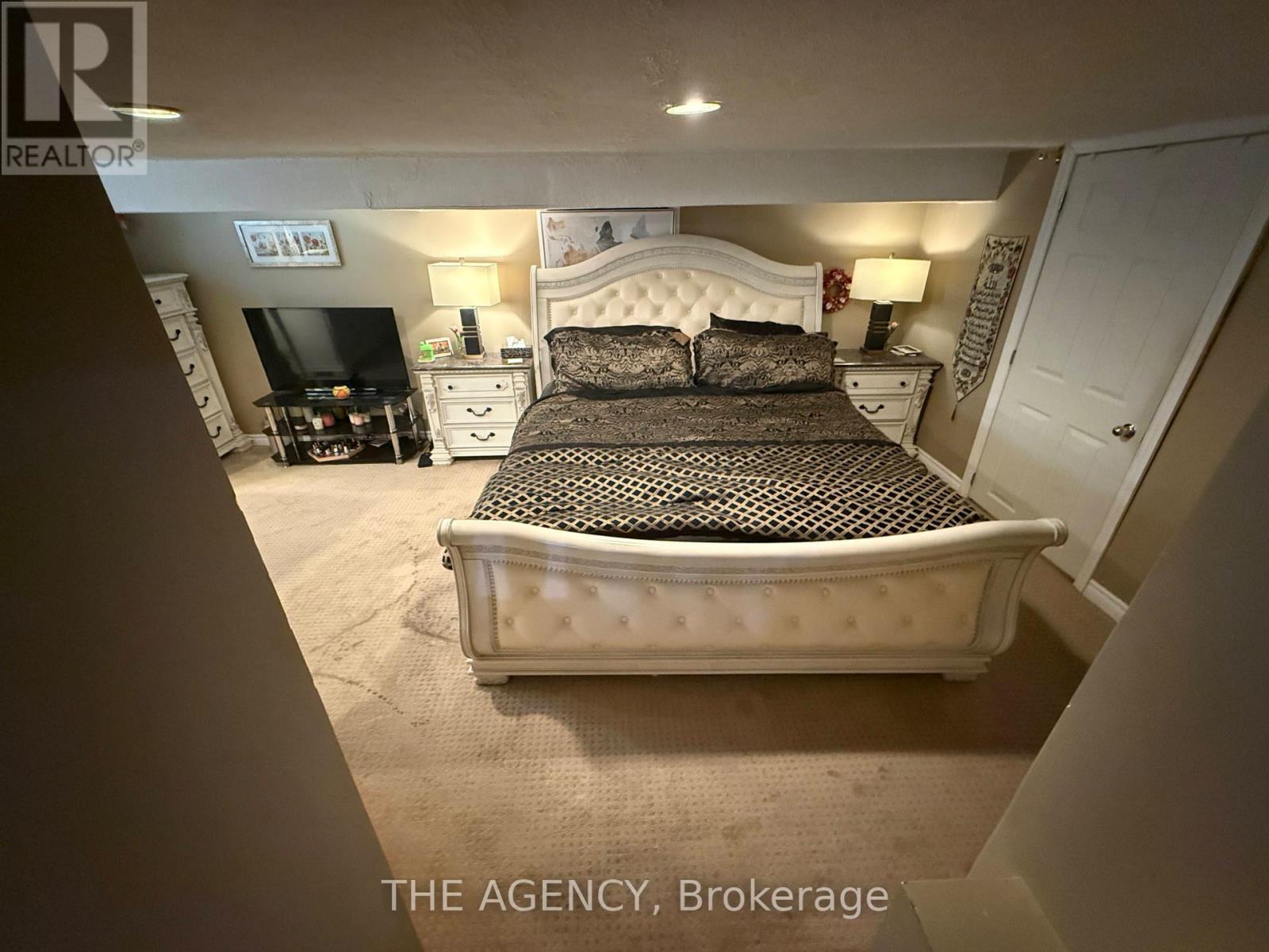 411 Laurier Avenue, Milton, ON photo 36