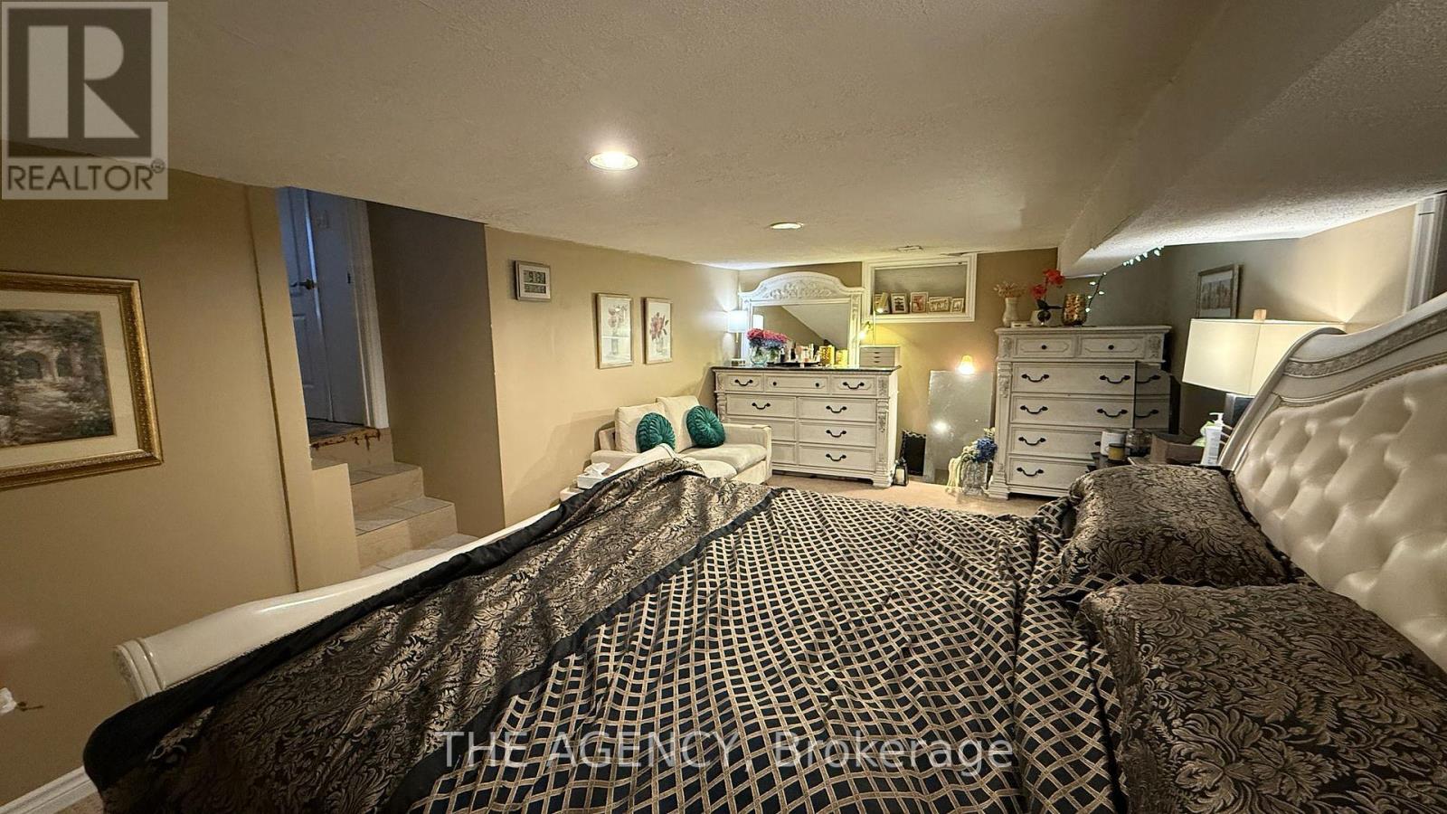 411 Laurier Avenue, Milton, ON photo 38
