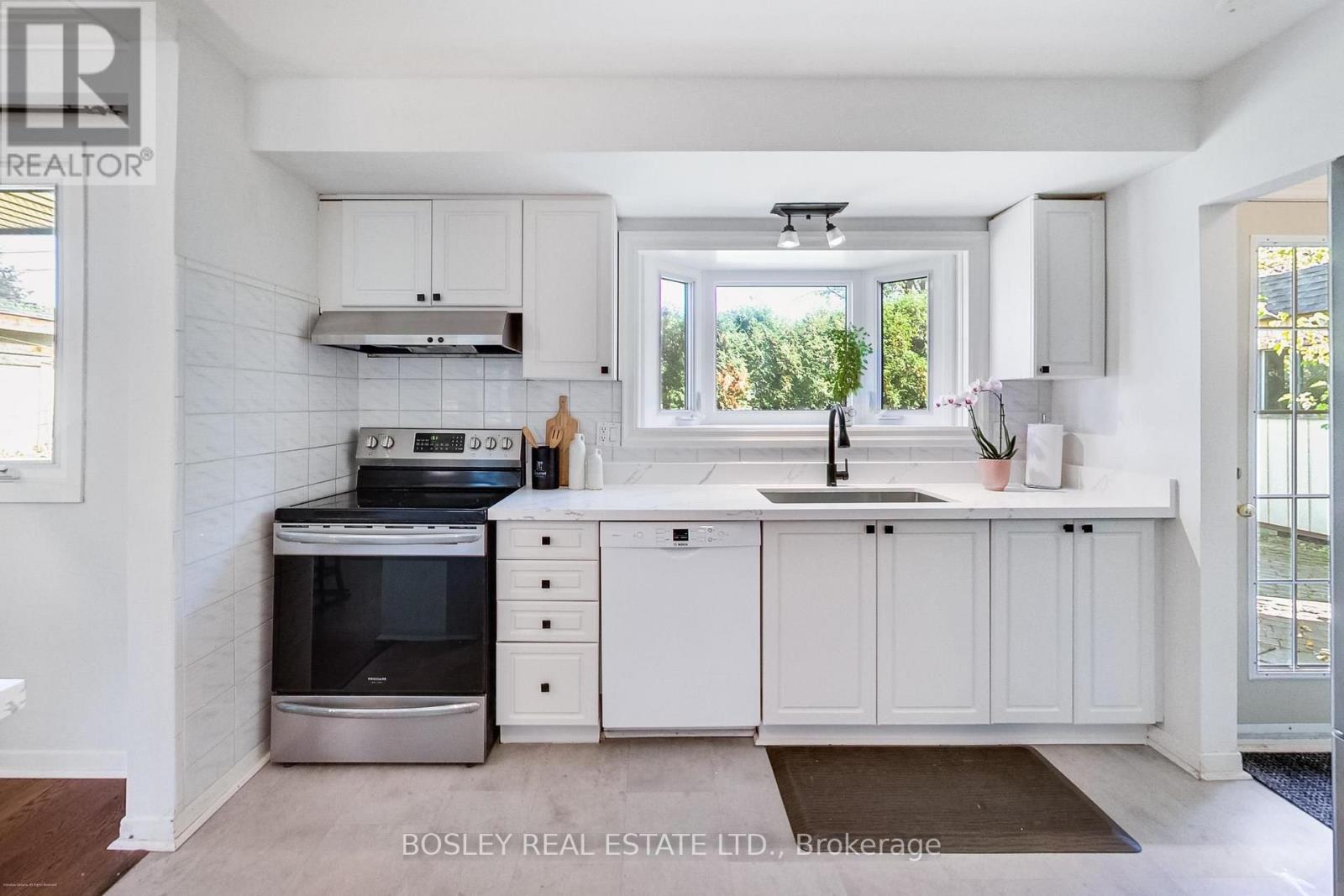 623 Thornwood Avenue, Burlington, ON photo 14