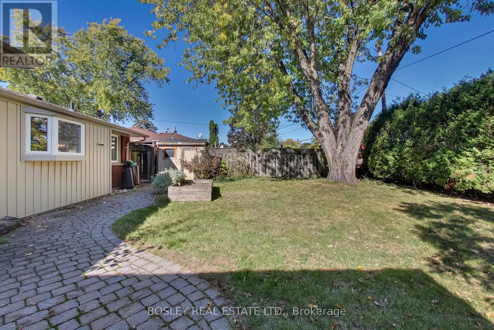 623 Thornwood Avenue, Burlington, ON photo 31