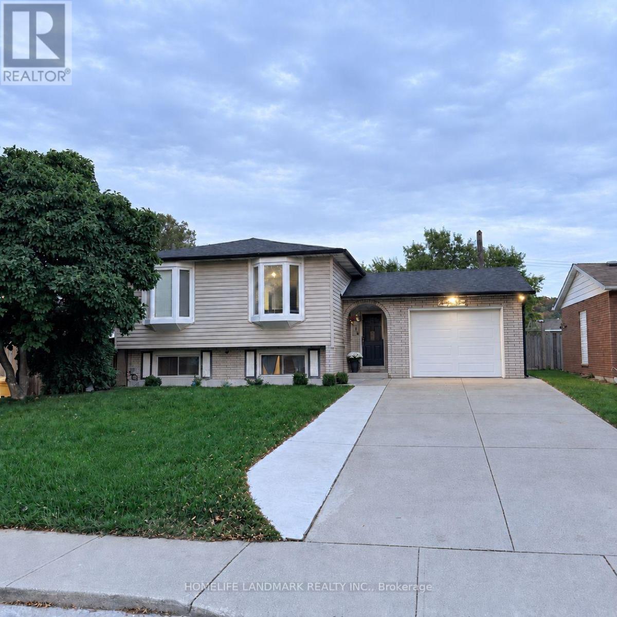 Photo of 31 Country Club Drive