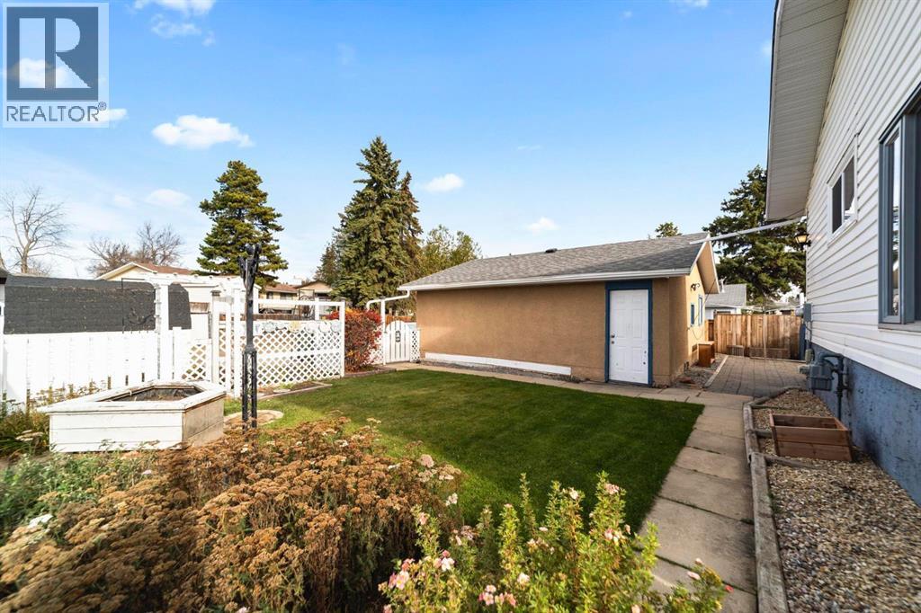 Listing photo – 6112 Marler Drive, Camrose