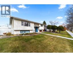 6112 Marler Drive, Camrose — photo 2