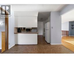 5pc Bathroom - 6112 Marler Drive, Camrose, AB T4V2X3 Photo 7