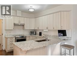 3pc Ensuite bath - 710 Hayward Place, Kamloops, BC V2B0G1 Photo 12