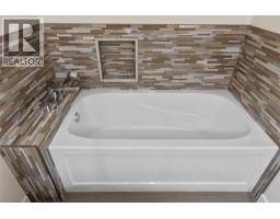 710 Hayward Place, Kamloops, BC V2B0G1 Photo 19
