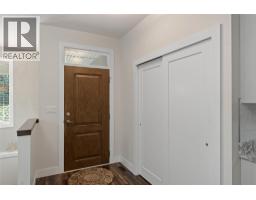 3pc Bathroom - 710 Hayward Place, Kamloops, BC V2B0G1 Photo 6