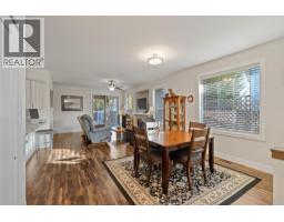 Primary Bedroom - 710 Hayward Place, Kamloops, BC V2B0G1 Photo 9
