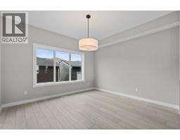 Kitchen - 196 Huxbury View Ne, Calgary, AB T2A8C3 Photo 13