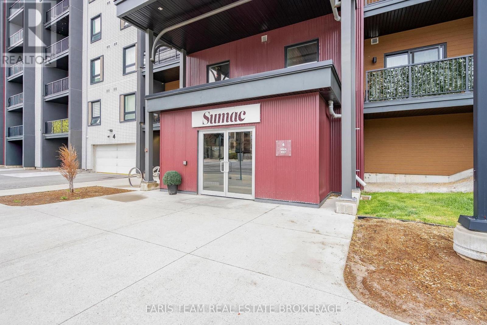 315-4 Spice Way, Barrie photo 3