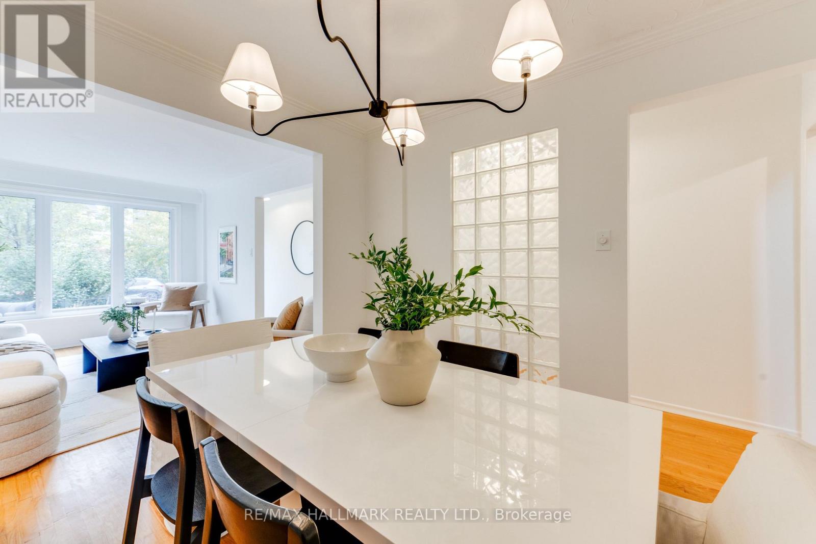 45 Sorauren Avenue, Toronto, ON photo 10