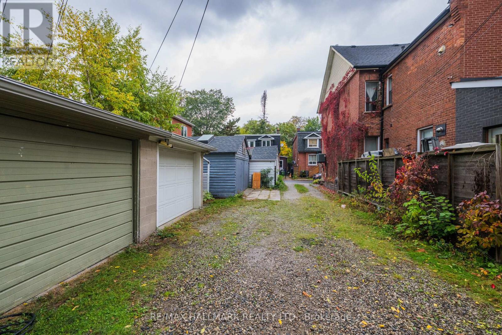 45 Sorauren Avenue, Toronto, ON photo 49