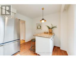45 Sorauren Avenue, Toronto, ON M6R2C8 Photo 19