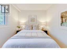 45 Sorauren Avenue, Toronto, ON M6R2C8 Photo 23