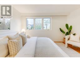 45 Sorauren Avenue, Toronto, ON M6R2C8 Photo 32