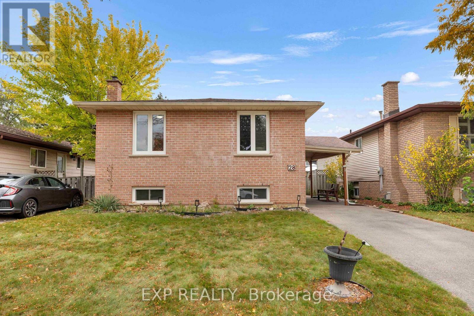 28 Sulky Road, Brantford, ON photo 2