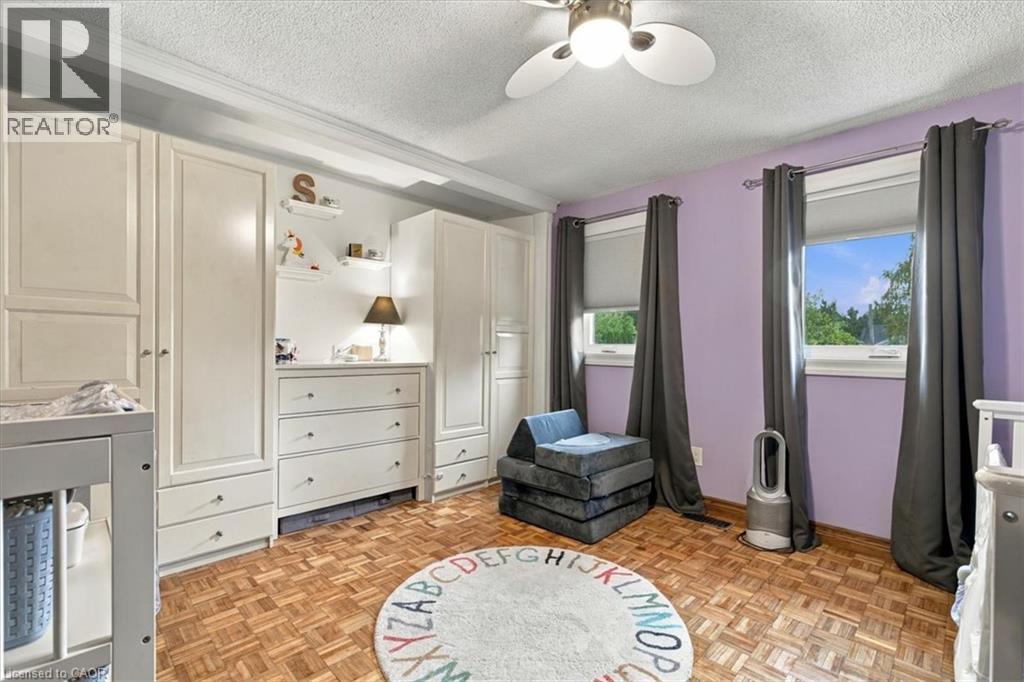 53 PICTON Street W - 27