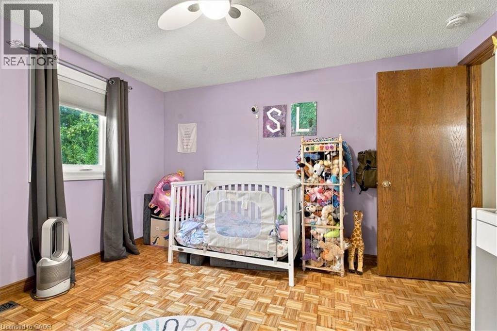 53 PICTON Street W - 28