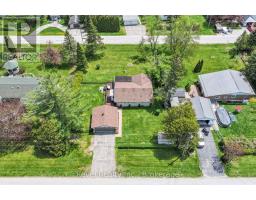 Primary Bedroom - 133 Victoria Drive E, Kawartha Lakes, ON K0M1G0 Photo 6
