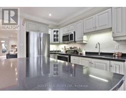 128 Hillsdale Avenue E, Toronto, ON M4S1T5 Photo 15