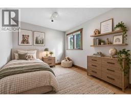2pc Bathroom - 1216 Varsity Estates Drive Nw, Calgary, AB T3B5H8 Photo 20