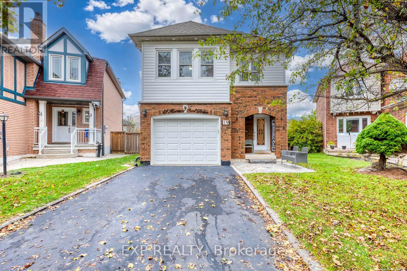 19 Horned Owl Drive, Brampton, ON photo 2