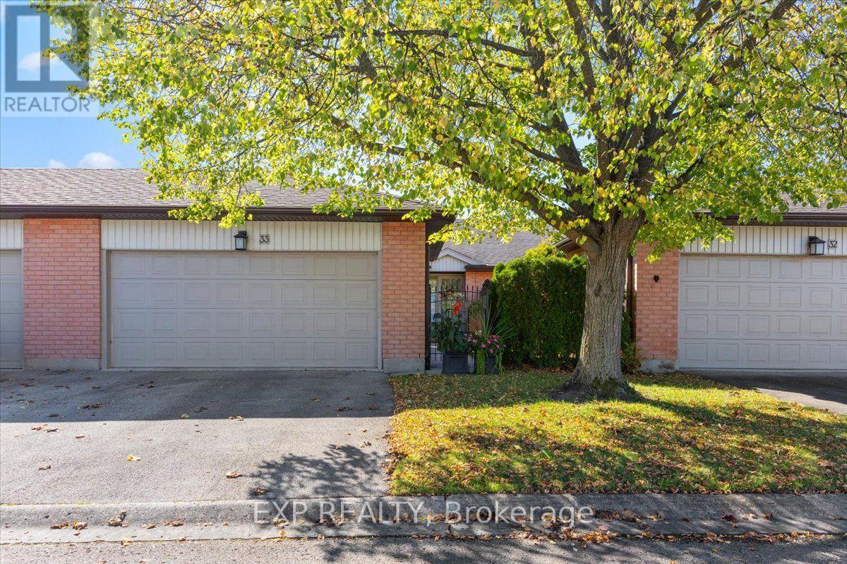 Property for sale at 33 - 55 FIDDLERS GREEN ROAD