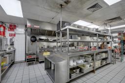 8208 107 St Nw, Edmonton, AB T6E6P4 Photo 17