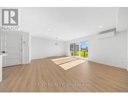 Foyer - 75 Carpe Street, Casselman, ON K0A1M0 Photo 8