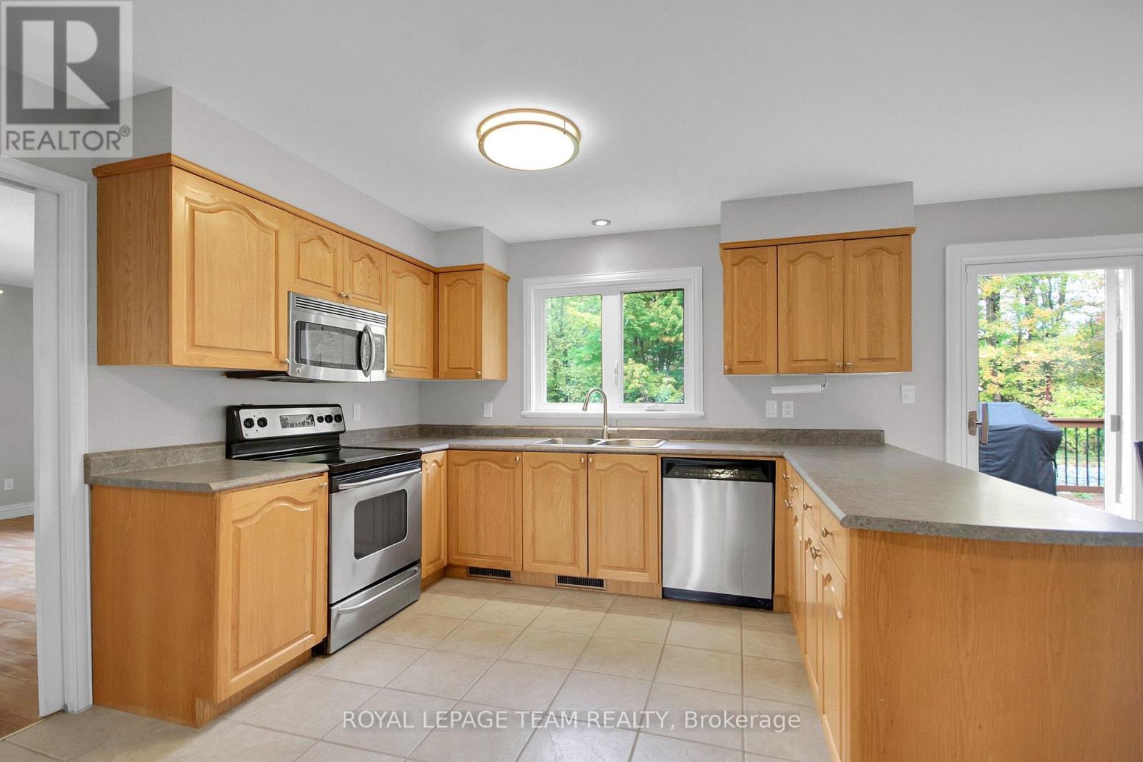 7089 BUSH DRIVE - 10